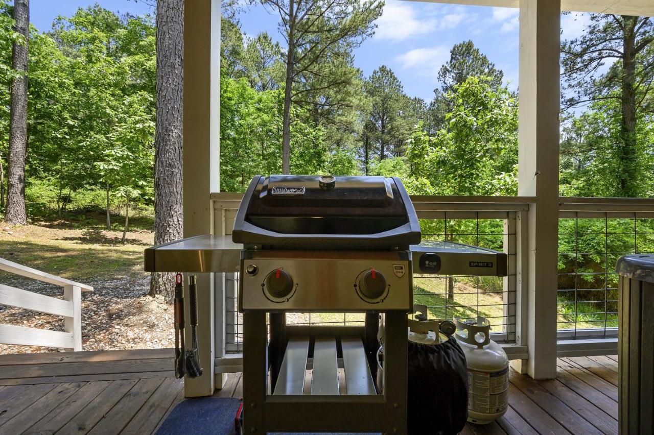 Convenient Romantic Hot Tub Bbq 3-Night Special! Broken Bow Dış mekan fotoğraf